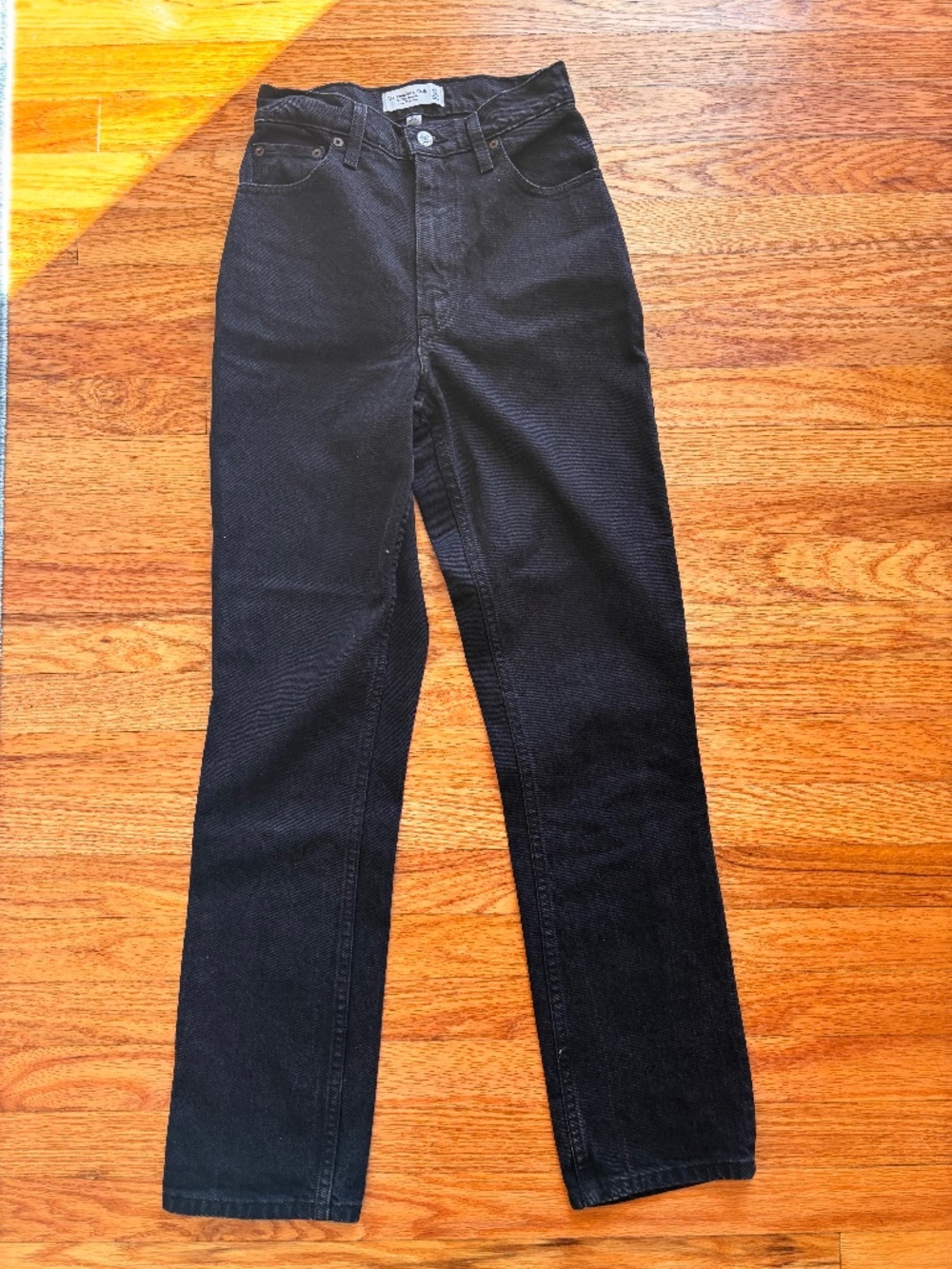 Black Abercrombie 90s Straight Ultra High Rise
